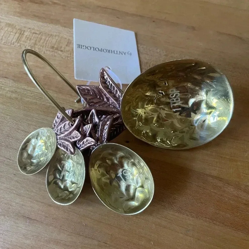 NWT Anthropologie Brass Pineapple Measuring Spoons